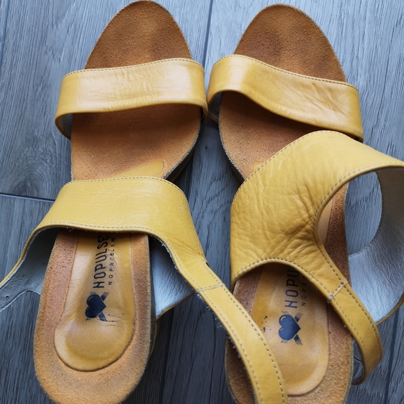 Women shoes - Picture 5 of 5